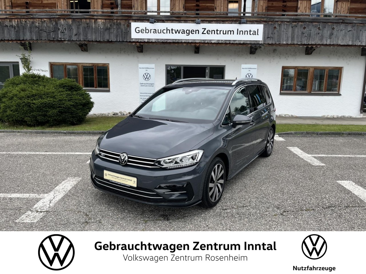 Touran 7-Sitzer 1,5 TSI DSG Highline (LED+RearView+Navi)